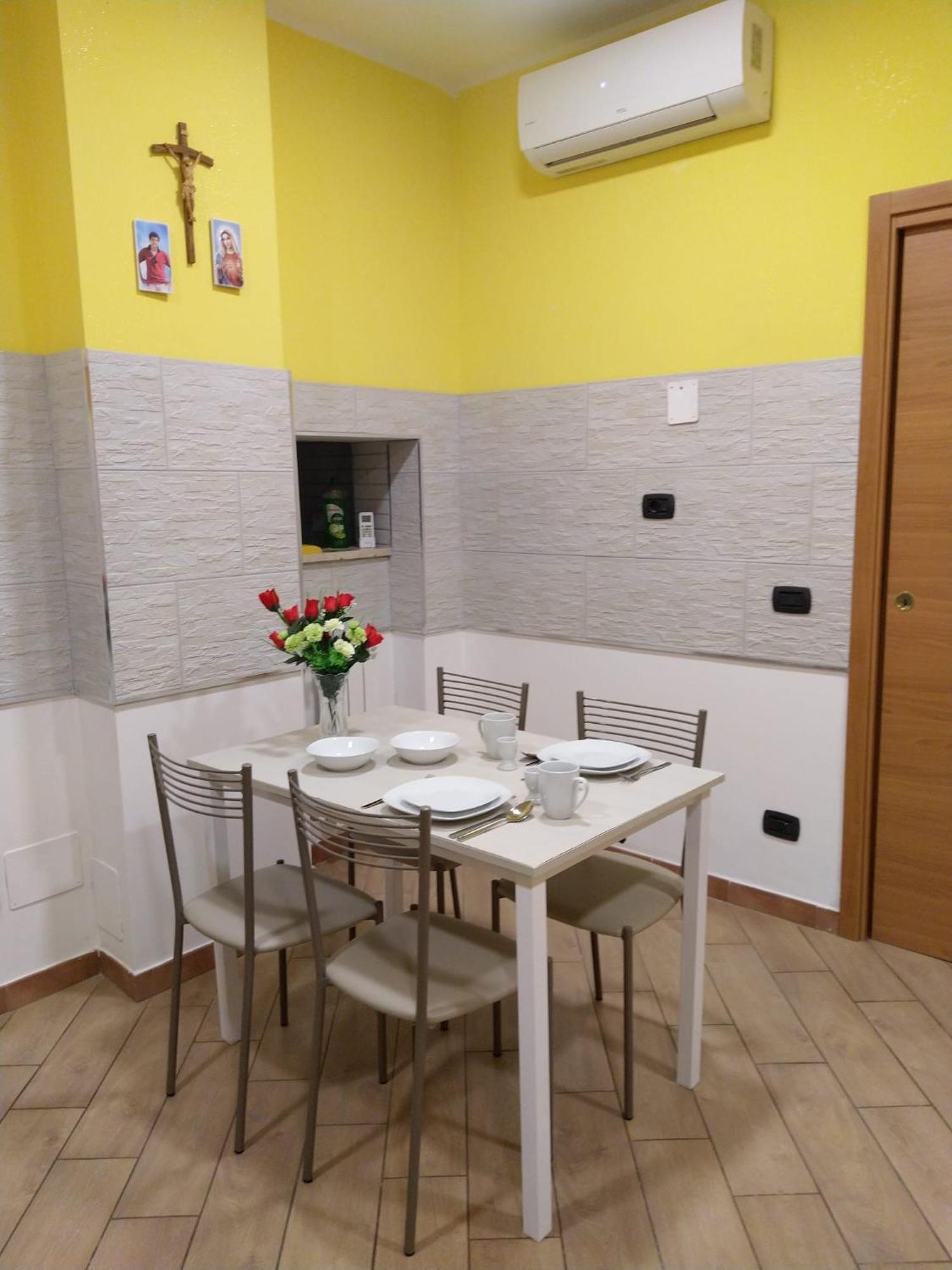 Casa Carlo Rome