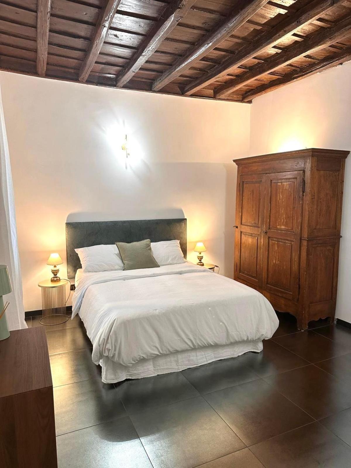 Apartment Elegant In Rome's Historic Center *