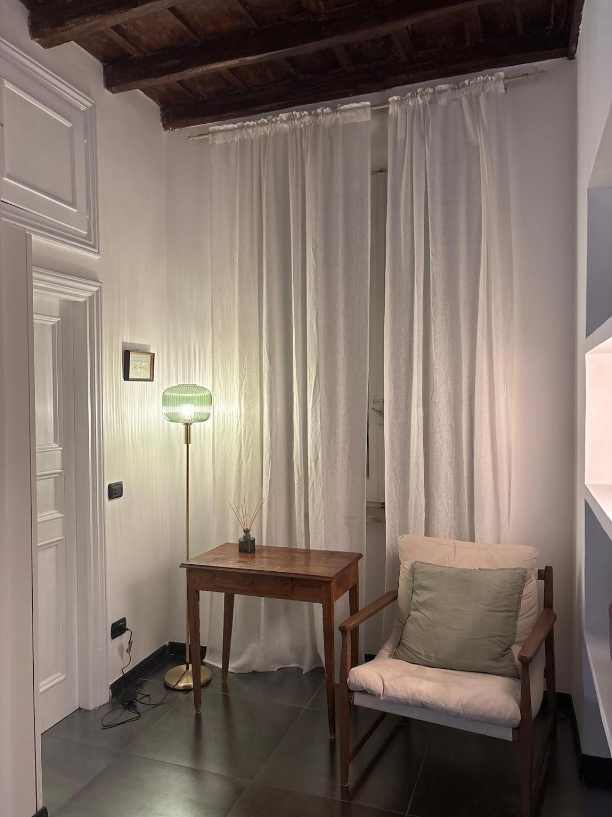 Elegant In Rome's Historic Center Apartment Rome