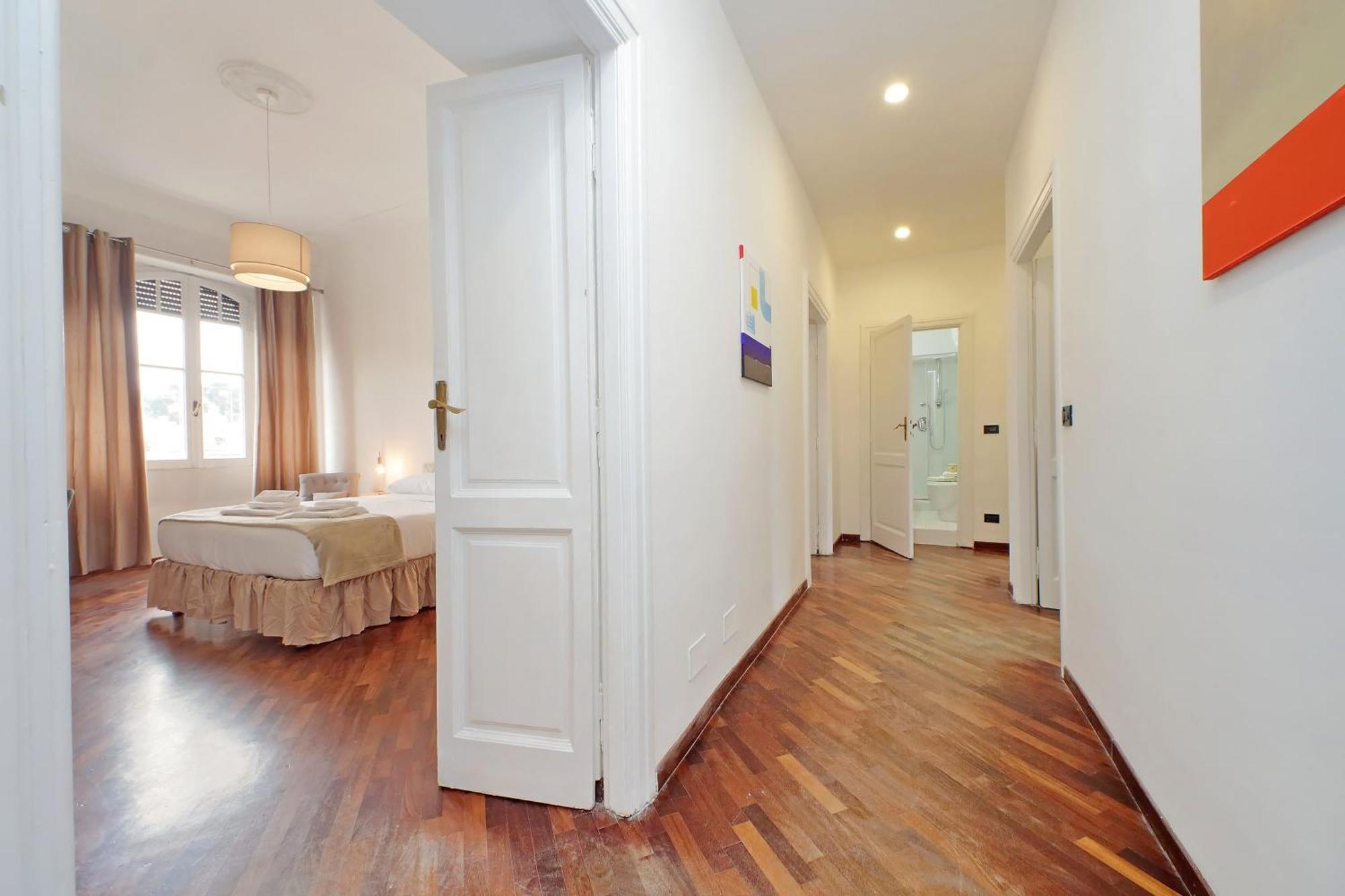 4bnb - Giant Giuliana Vatican Museum Apartment *