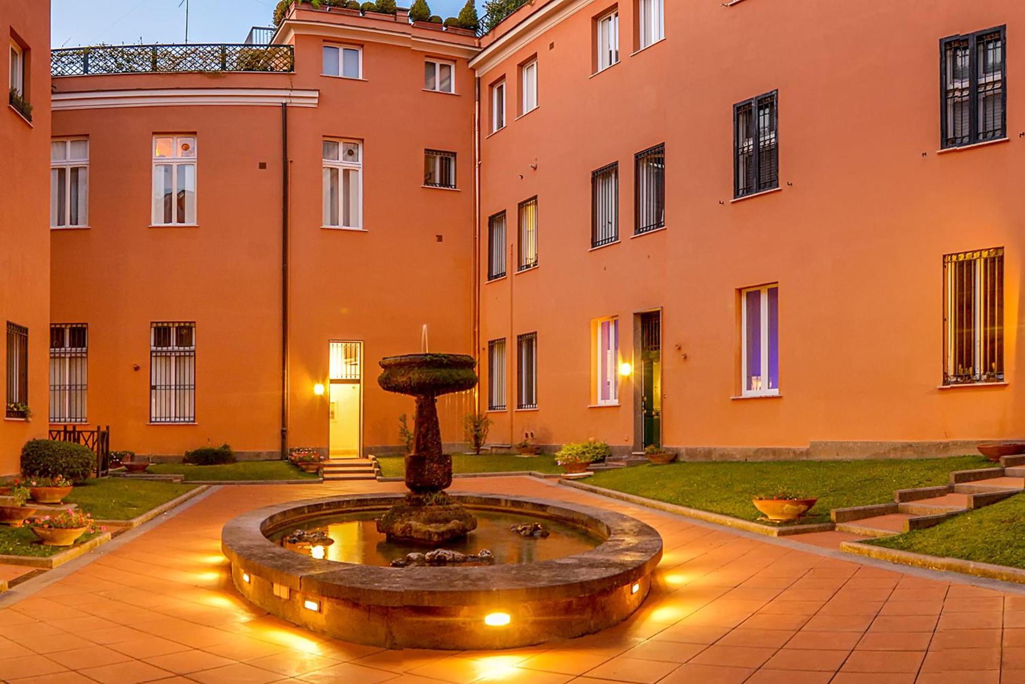 Apartment Exclusive Retreat Between History And Comfort Rome