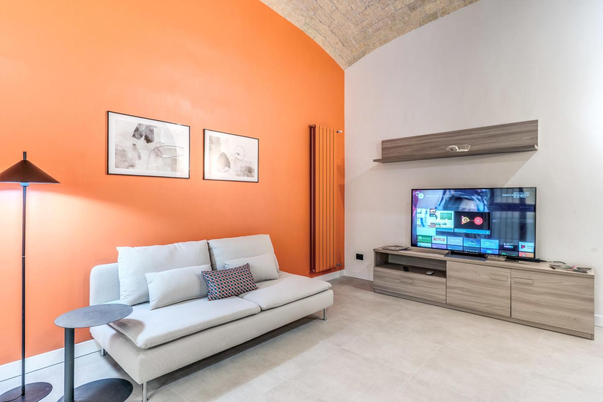 Spacious Close Vatican Appartement