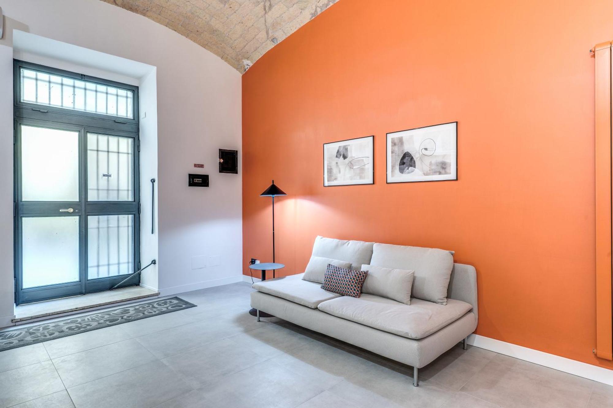 Spacious Close Vatican Appartement