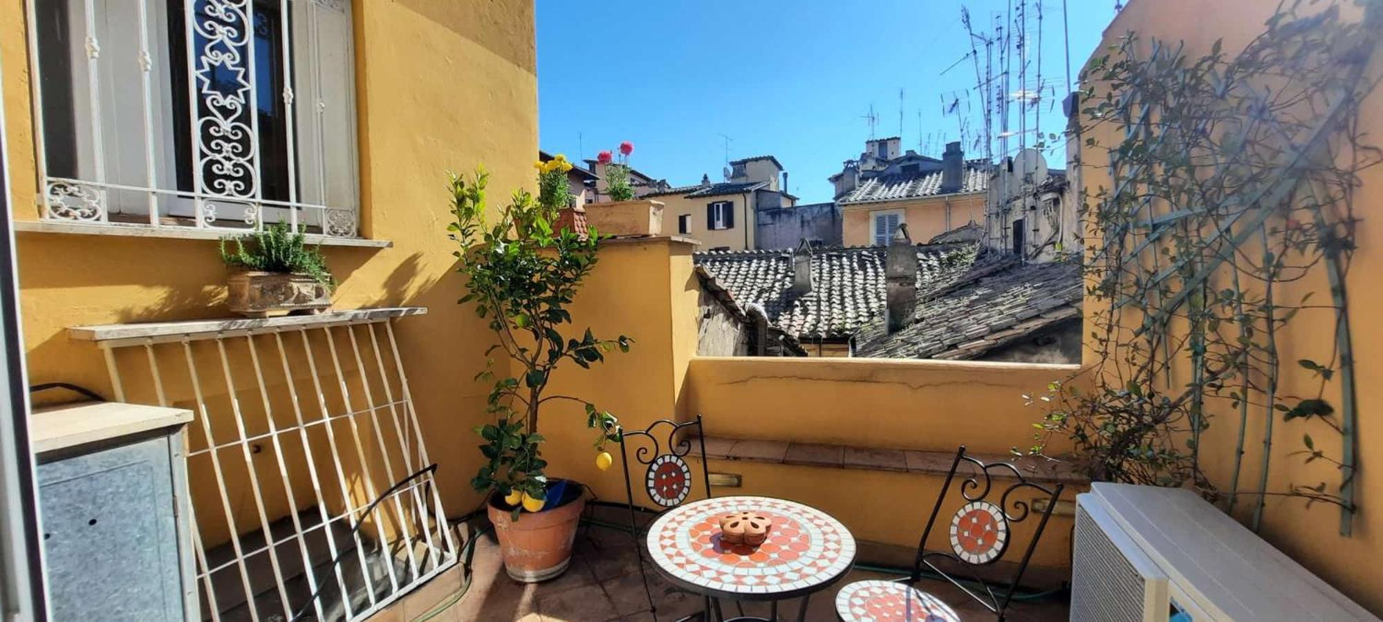 Stunning Campo De Fiori With Terrace Appartamento