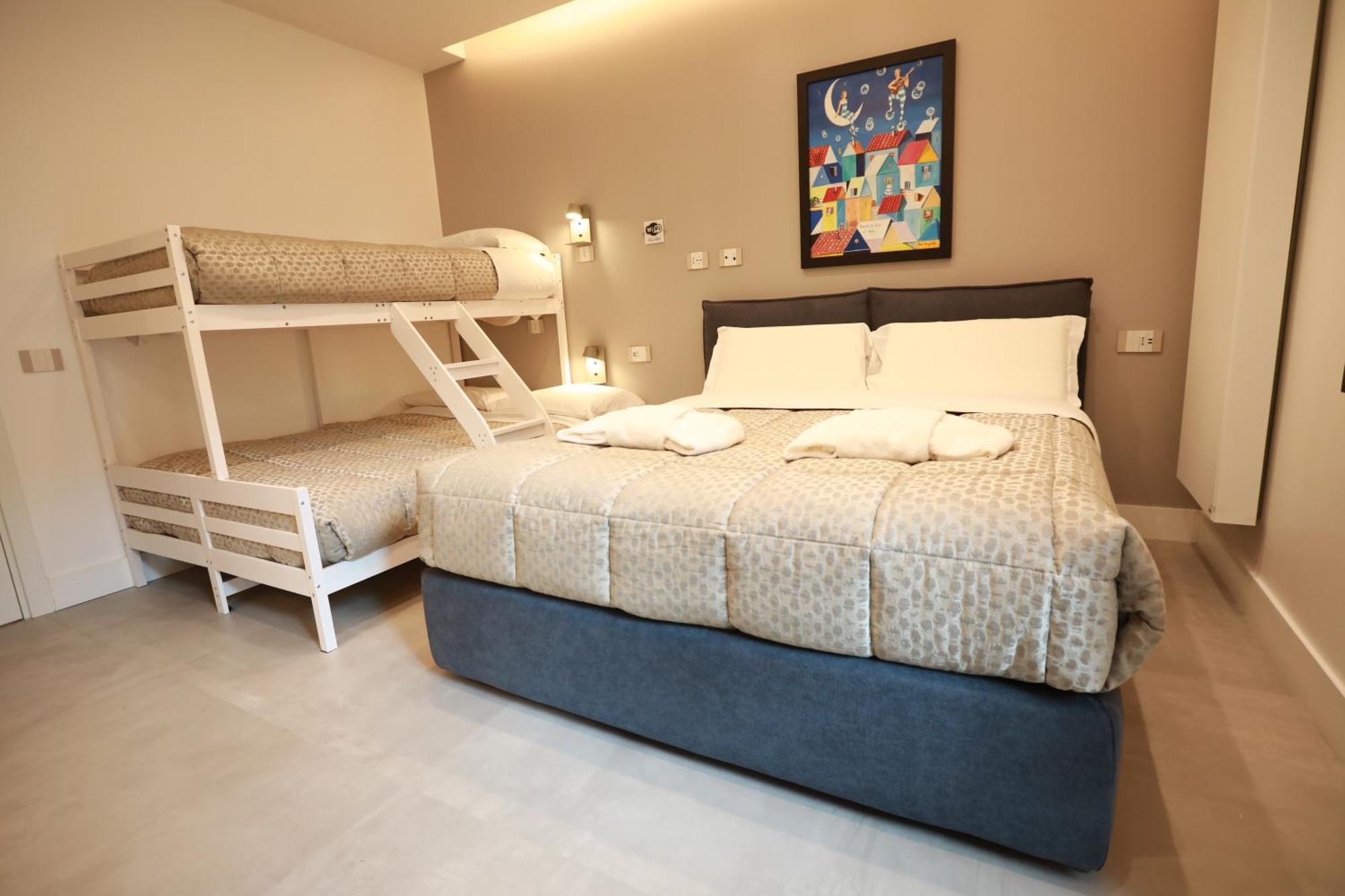 Unique Luxury Couette-café