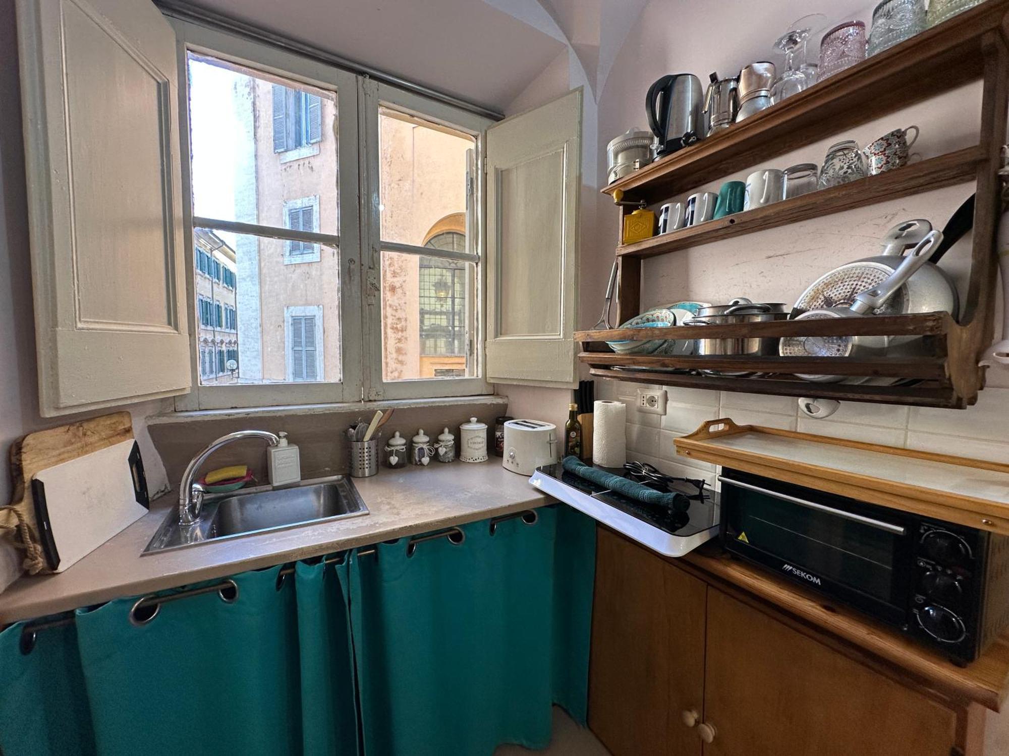 Apartment Portoghesi Rome