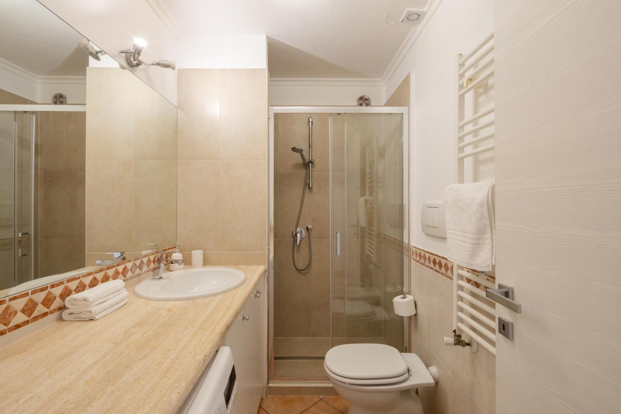 Appartement In Certosa Pigneto - Parcheggio Privato Incluso Rome