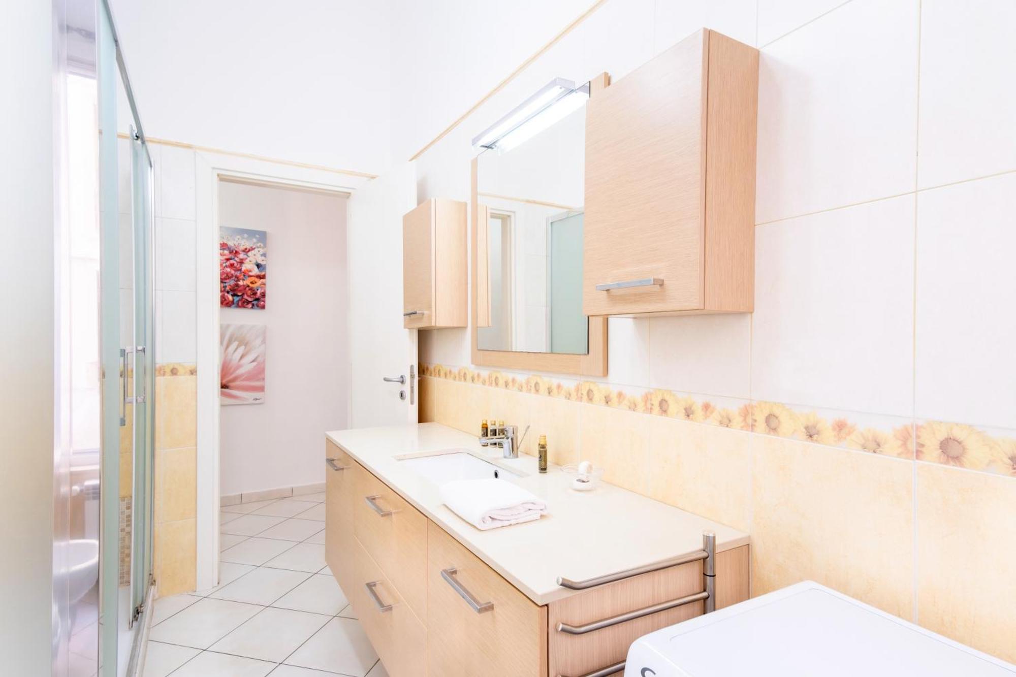 Apartment Elegantis Giolitti Rome