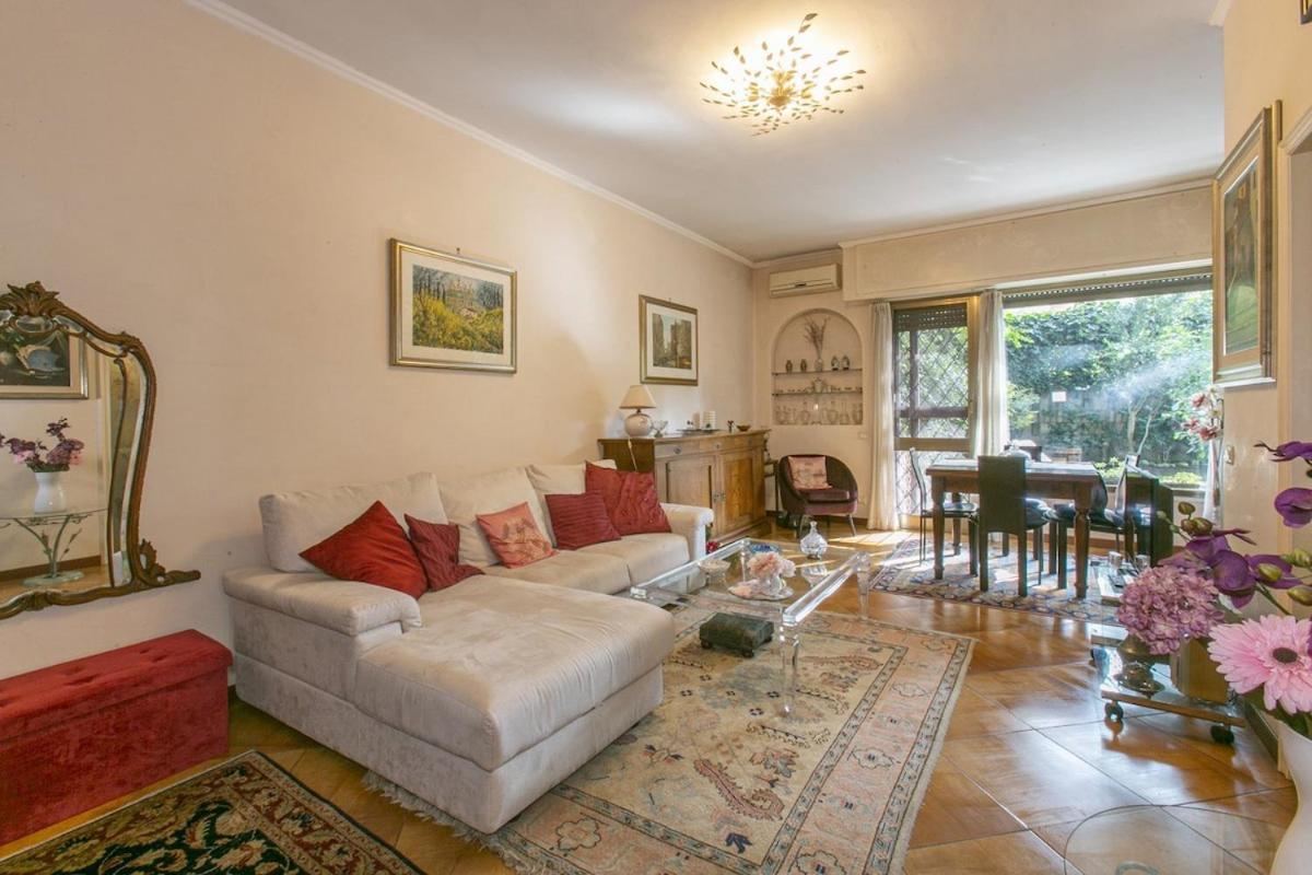 Apartment The Big Garden Metropolitana Cornelia Rome