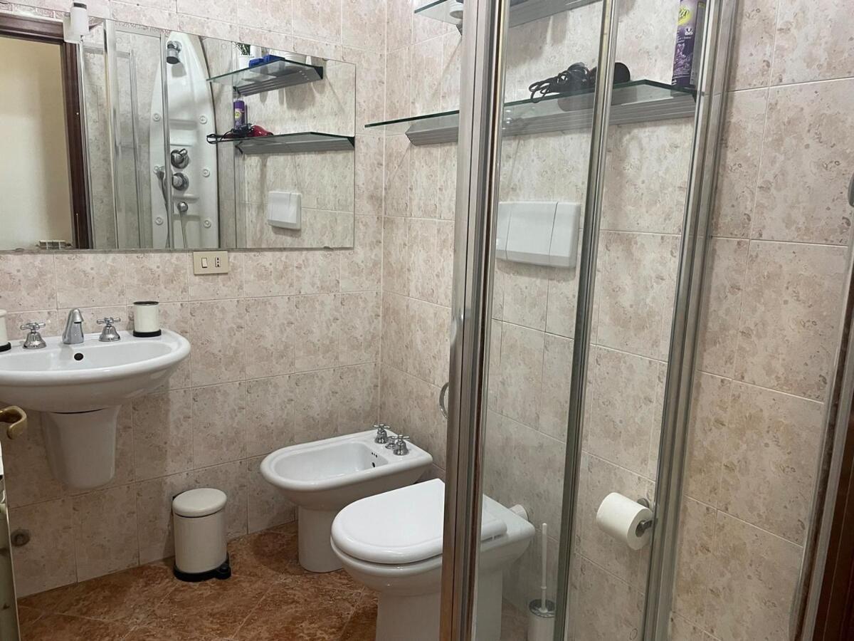 Live Roma - Domus Luci Al Colosseo New! Apartment Rome
