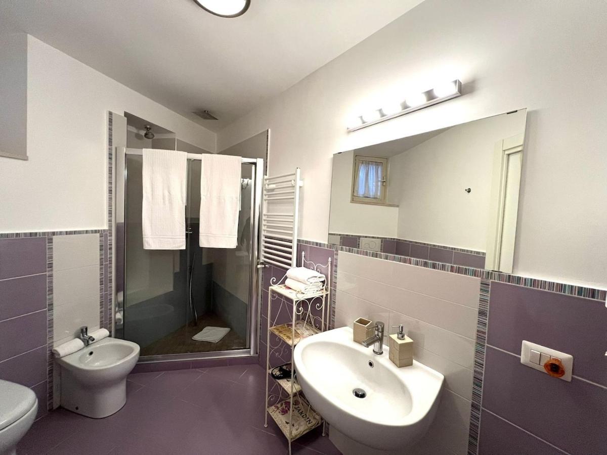Central Luxury Apartment Near Pellegrino Apartment