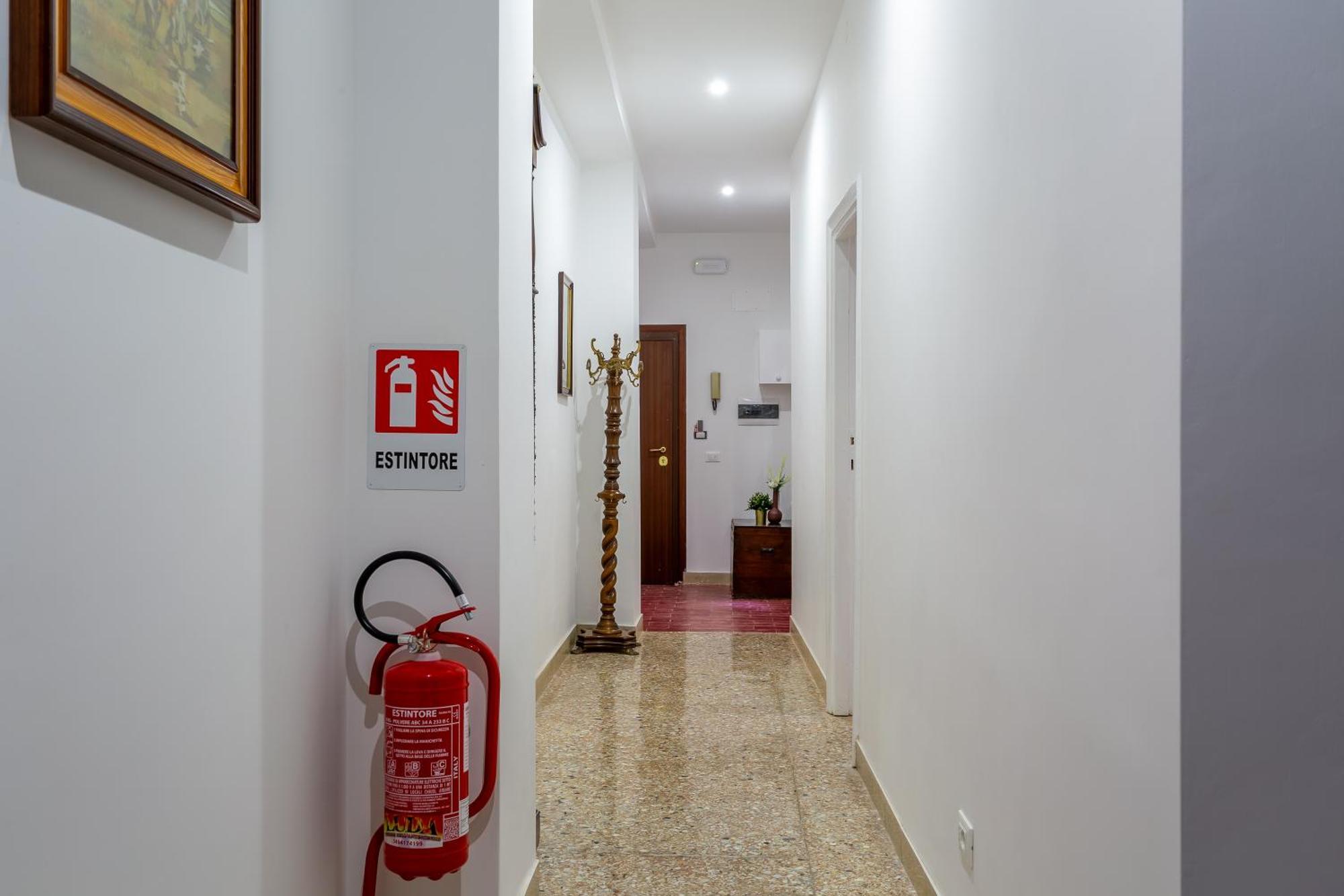 Iflat Dreamy Escape In The Heart Of Trastevere Apartment Rome