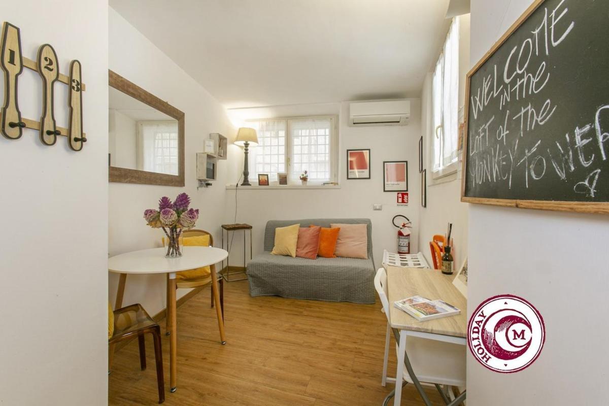C M Loft La Torre Della Scimmia Apartment