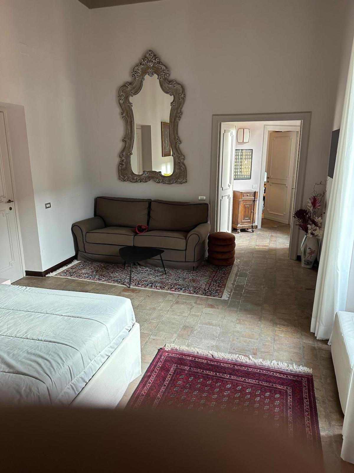 Luxury House Empire 96 * Rome