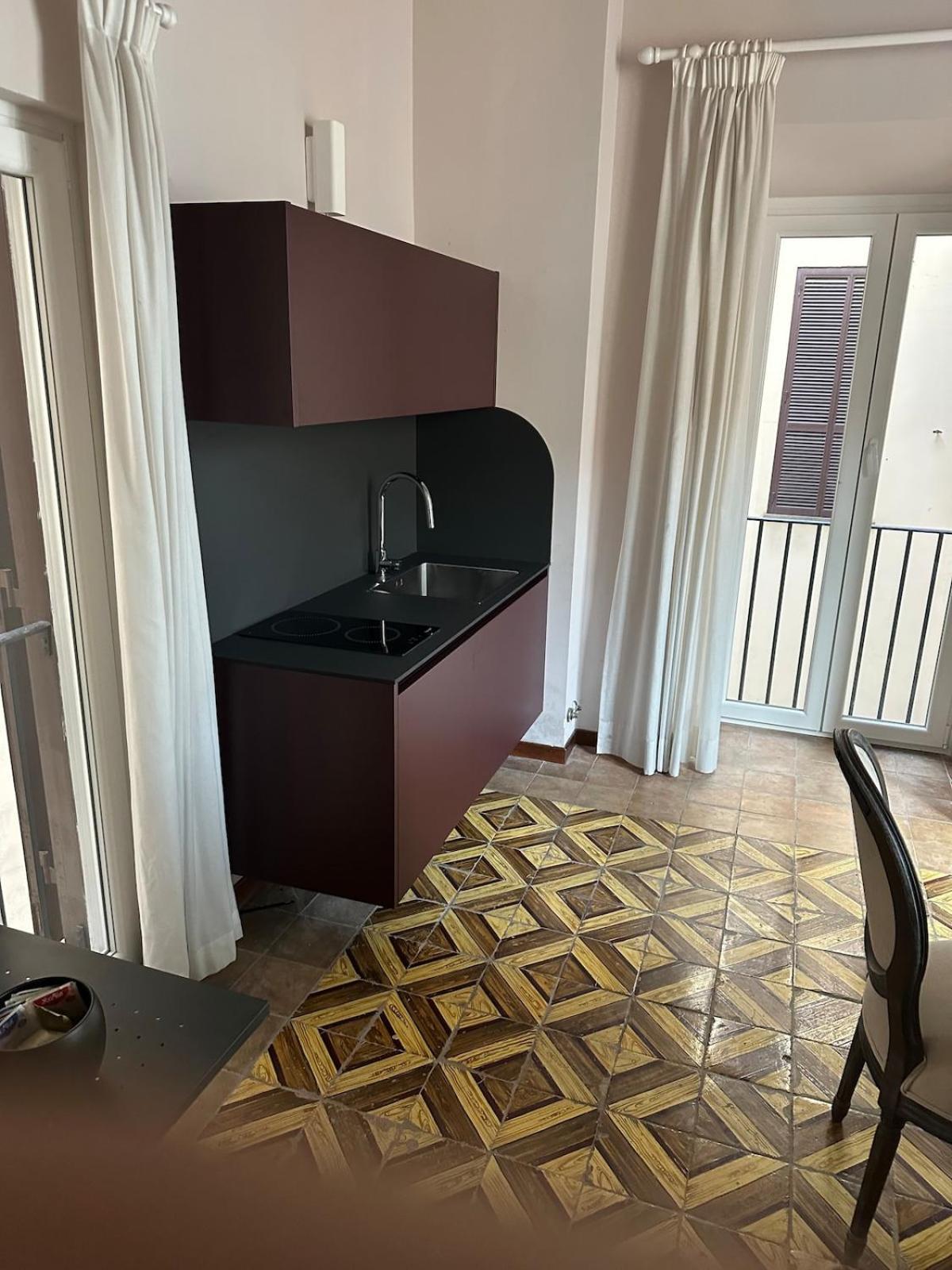Luxury House Empire 96 Apartment