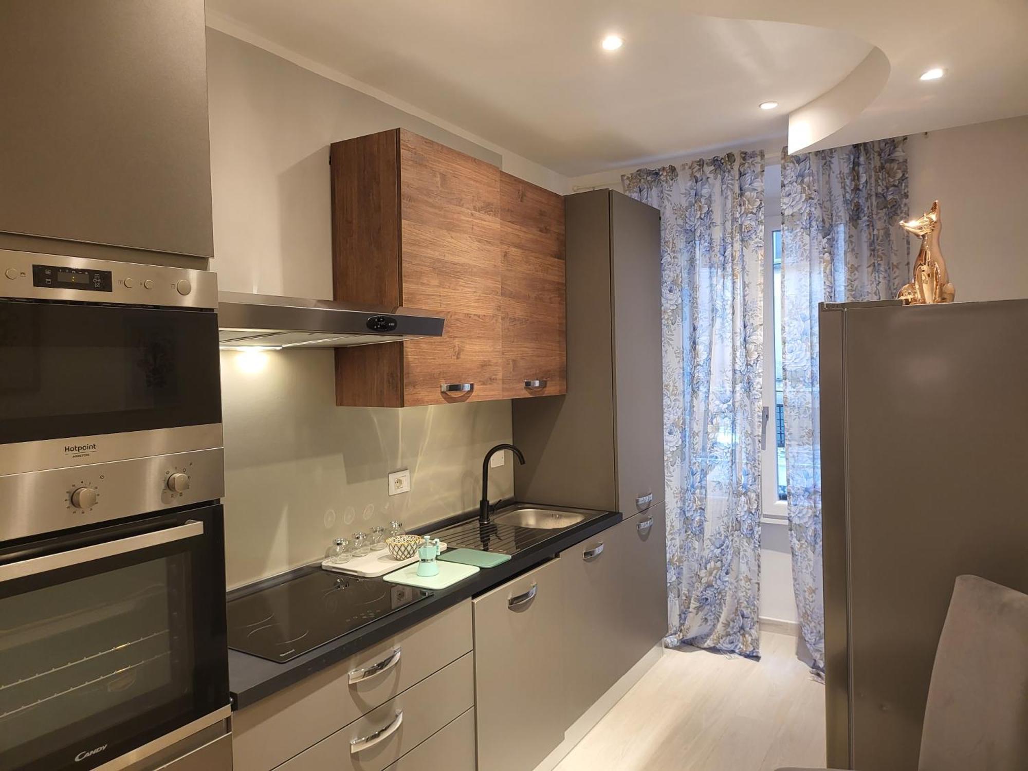Vatican Tolemaide 2 2 Bagni Apartamento