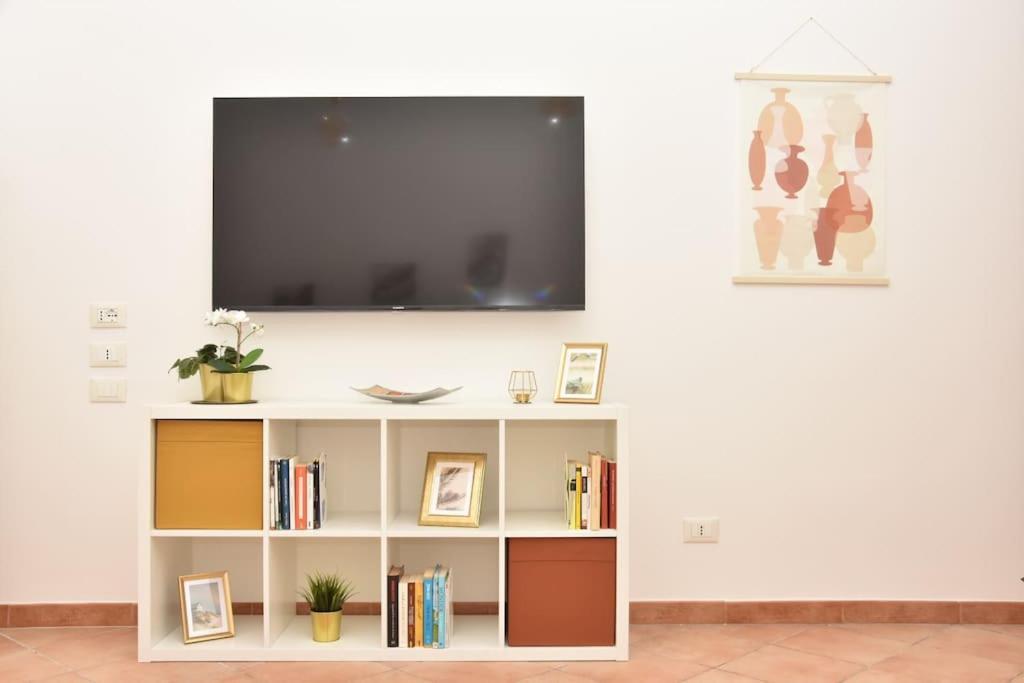Appartement In Certosa Pigneto - Parcheggio Privato Incluso