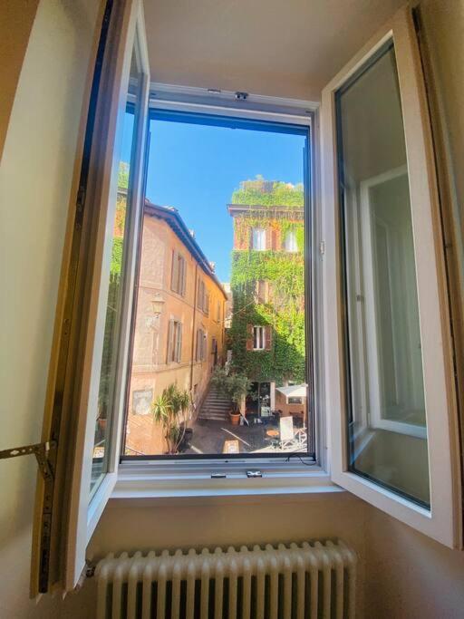 Holiday home Casa Titti A Trastevere *