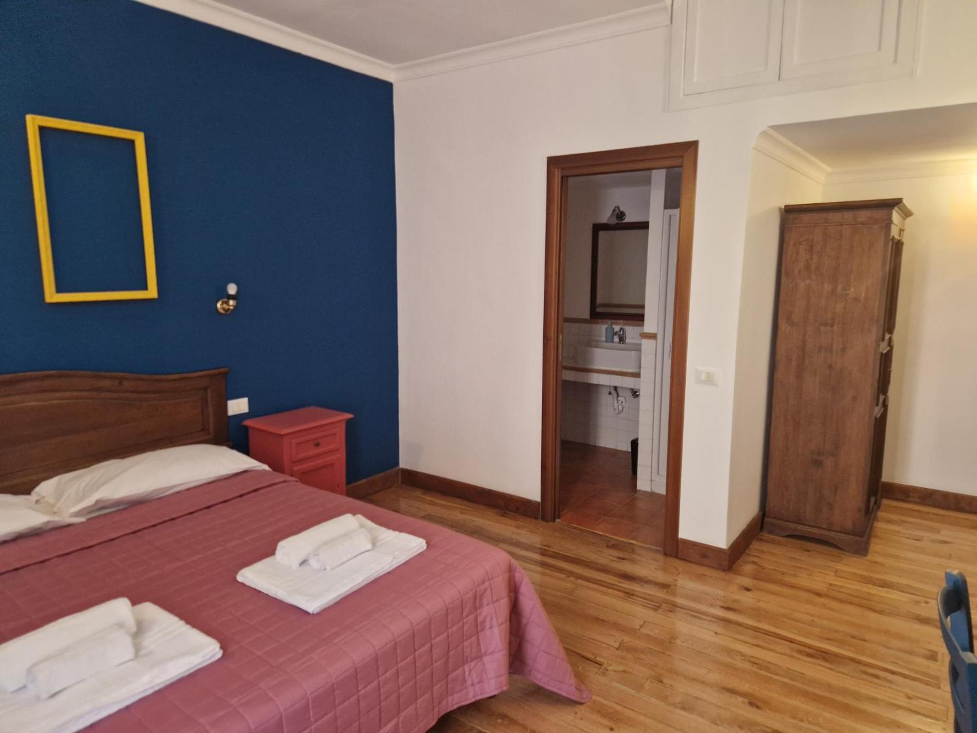 Pepe's Place - Carlo Alberto * Rome