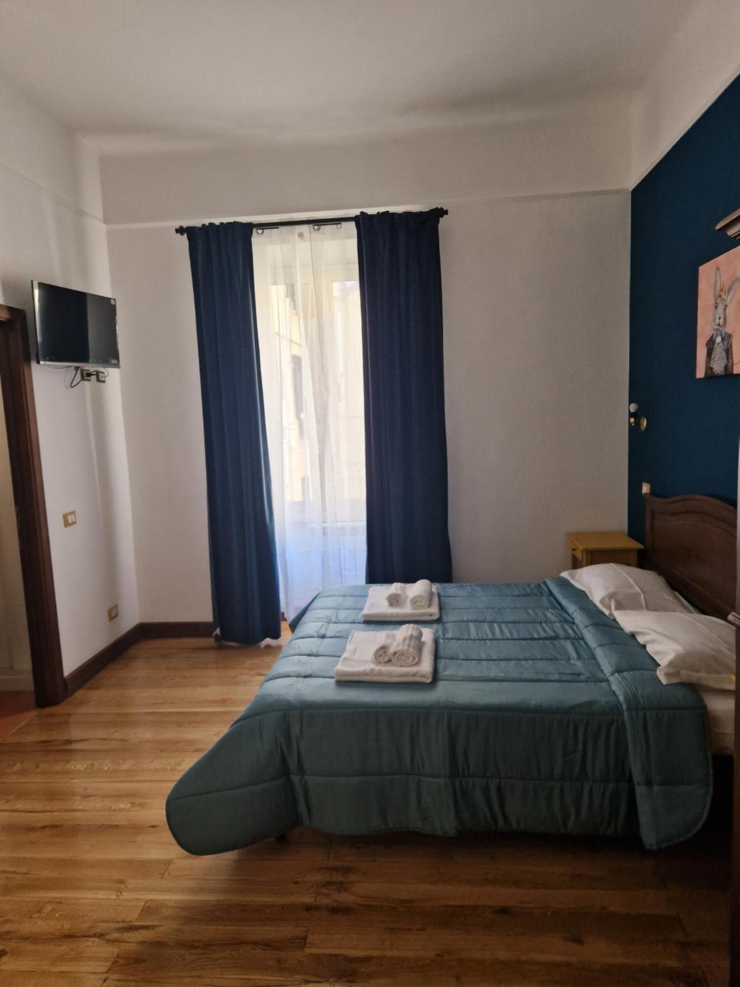 Pepe's Place - Carlo Alberto Affittacamere Roma