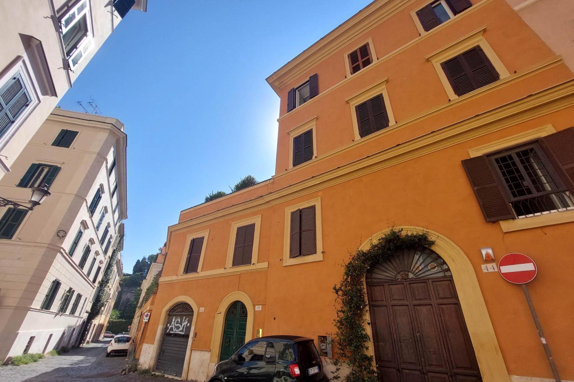 Rooftop - Foro Lux Homestay *