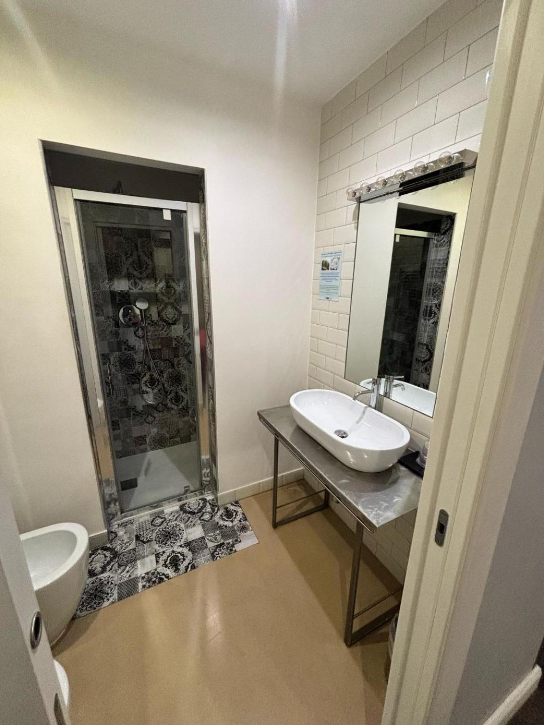 Trevi Contemporary Gasthuis 5*
