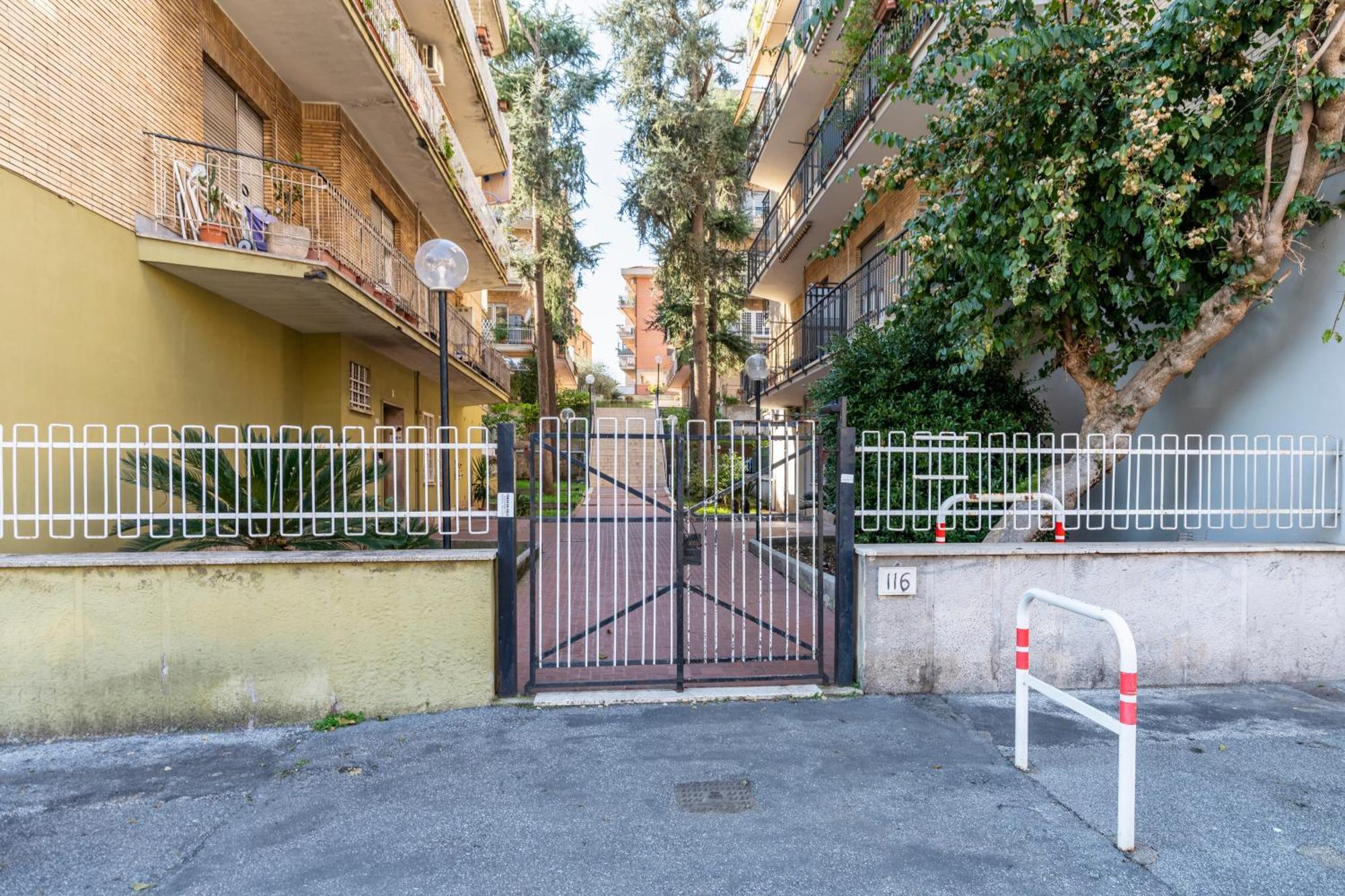 Charming Battistini Rome