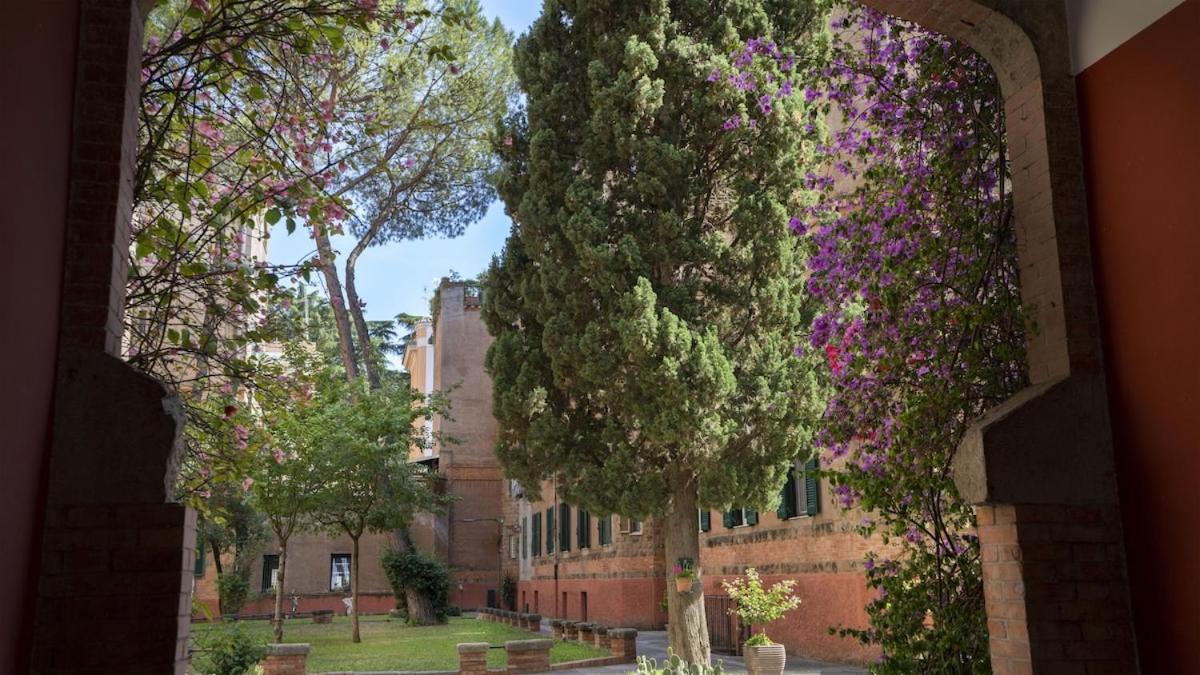 Apartment Courtyard Doria Comfort & Style At Vatican Museums *