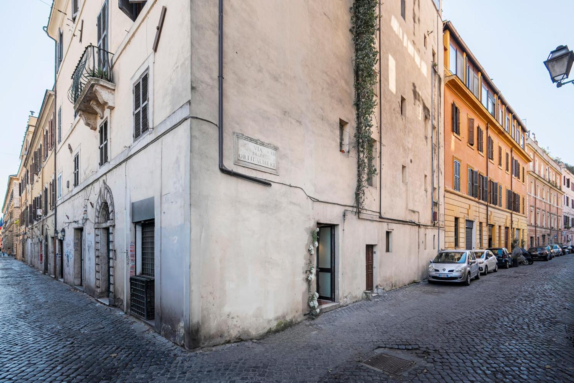 Apartment Trastevere 1 *
