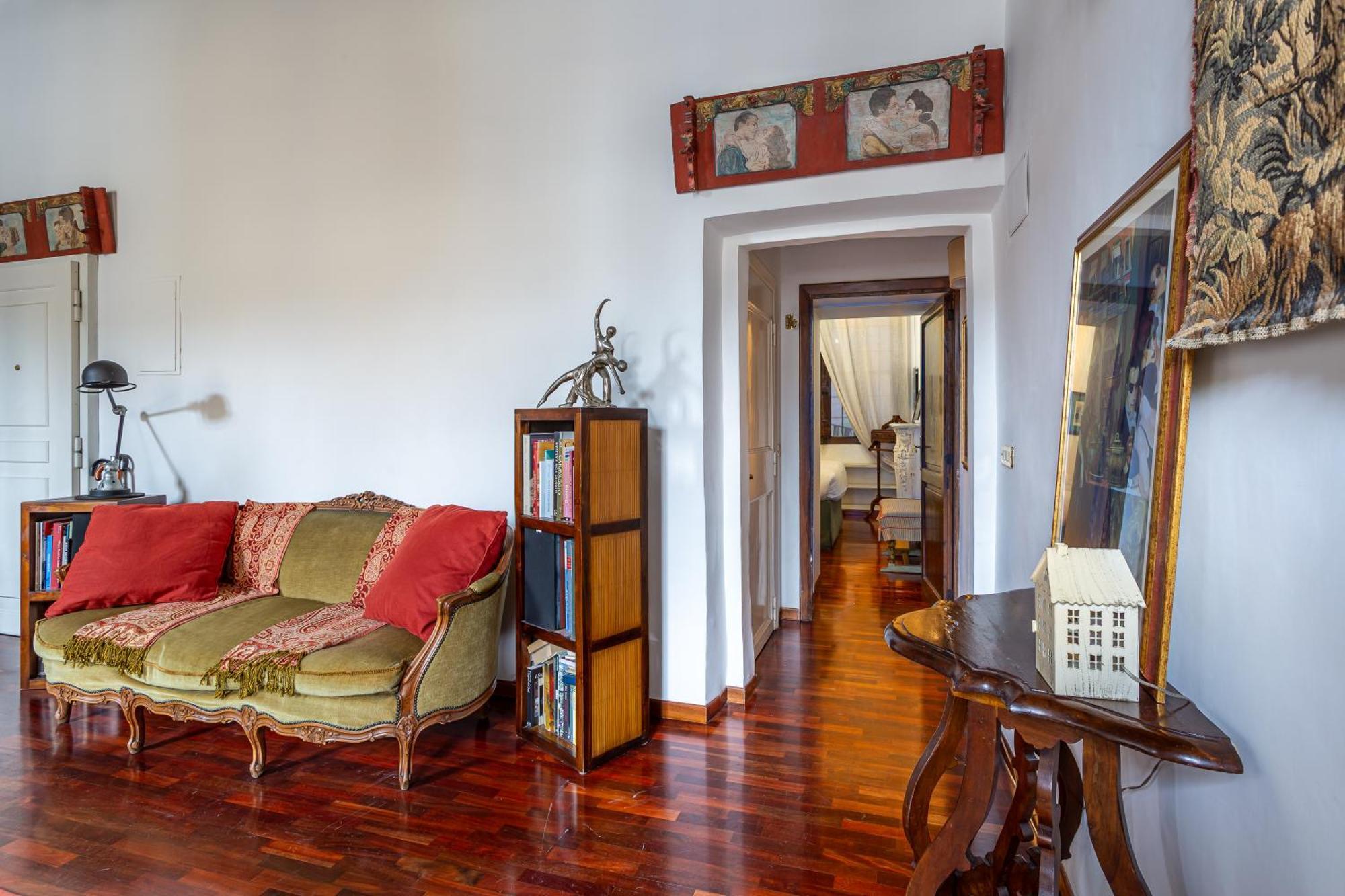 Iflat A Vintage Gem Near Piazza Navona *