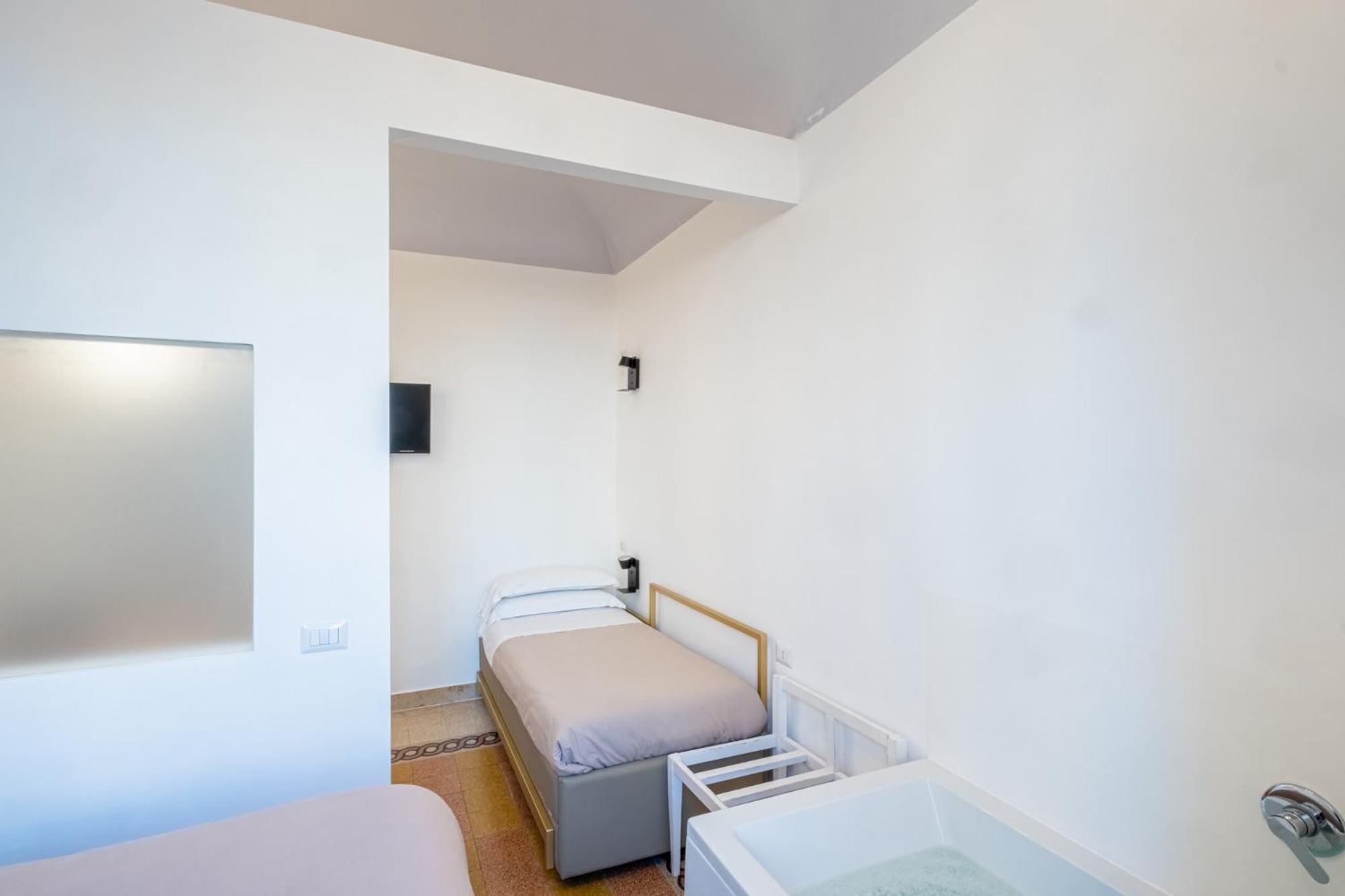 Guest house My Tiny Alchemy 3*