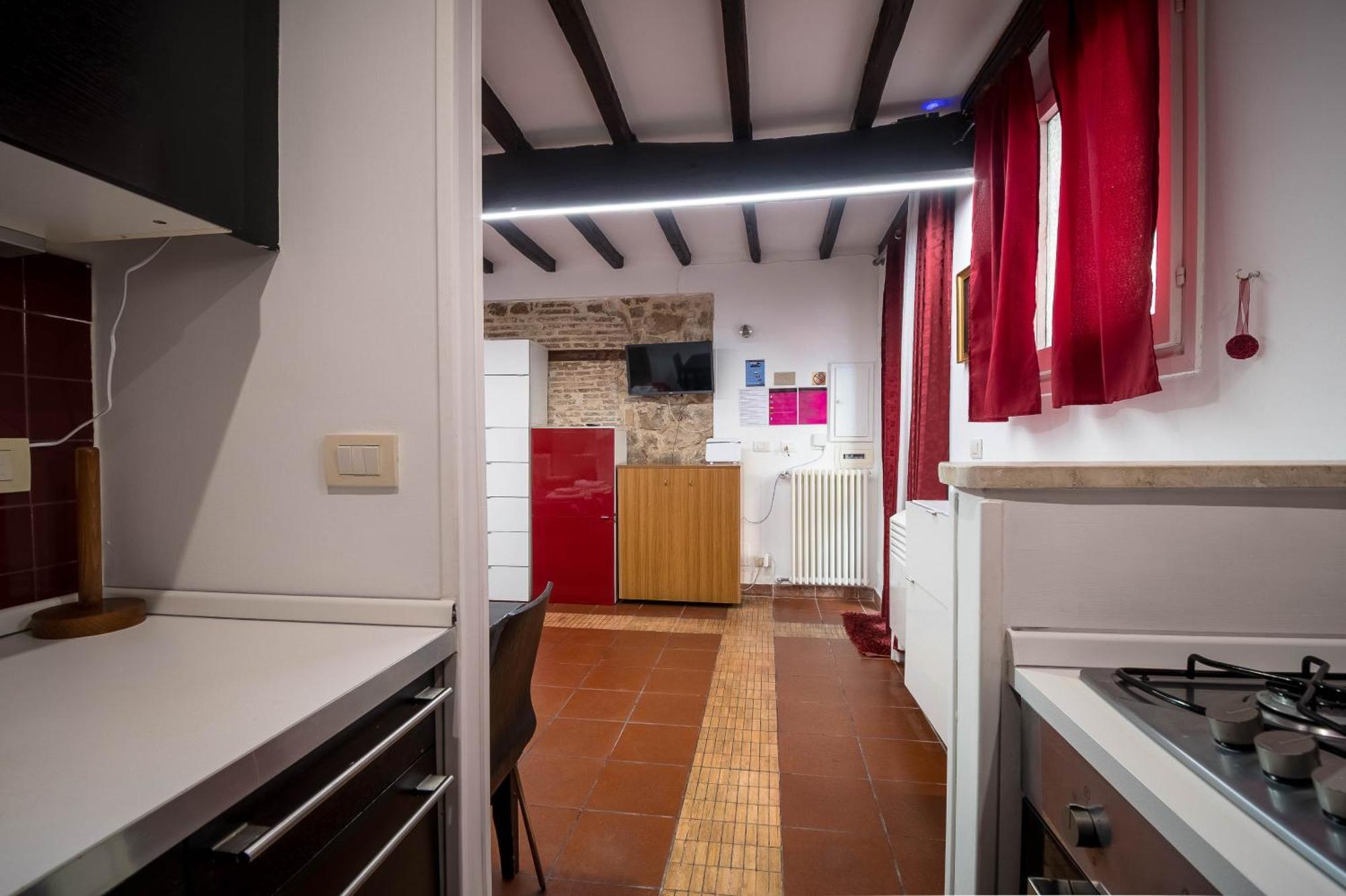 Gaia Apartment *