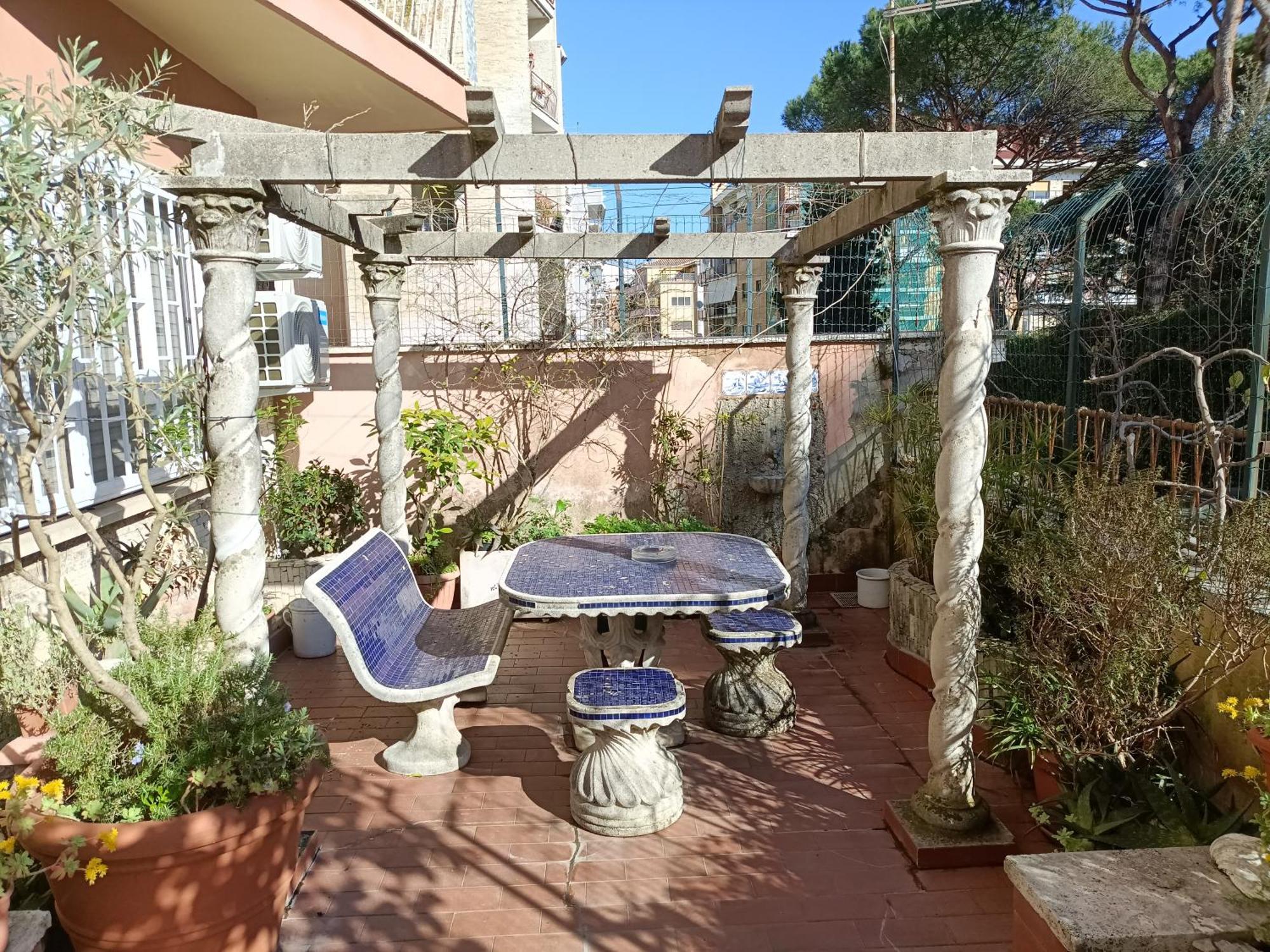 Vatican Treasure Garden Apartment Rome