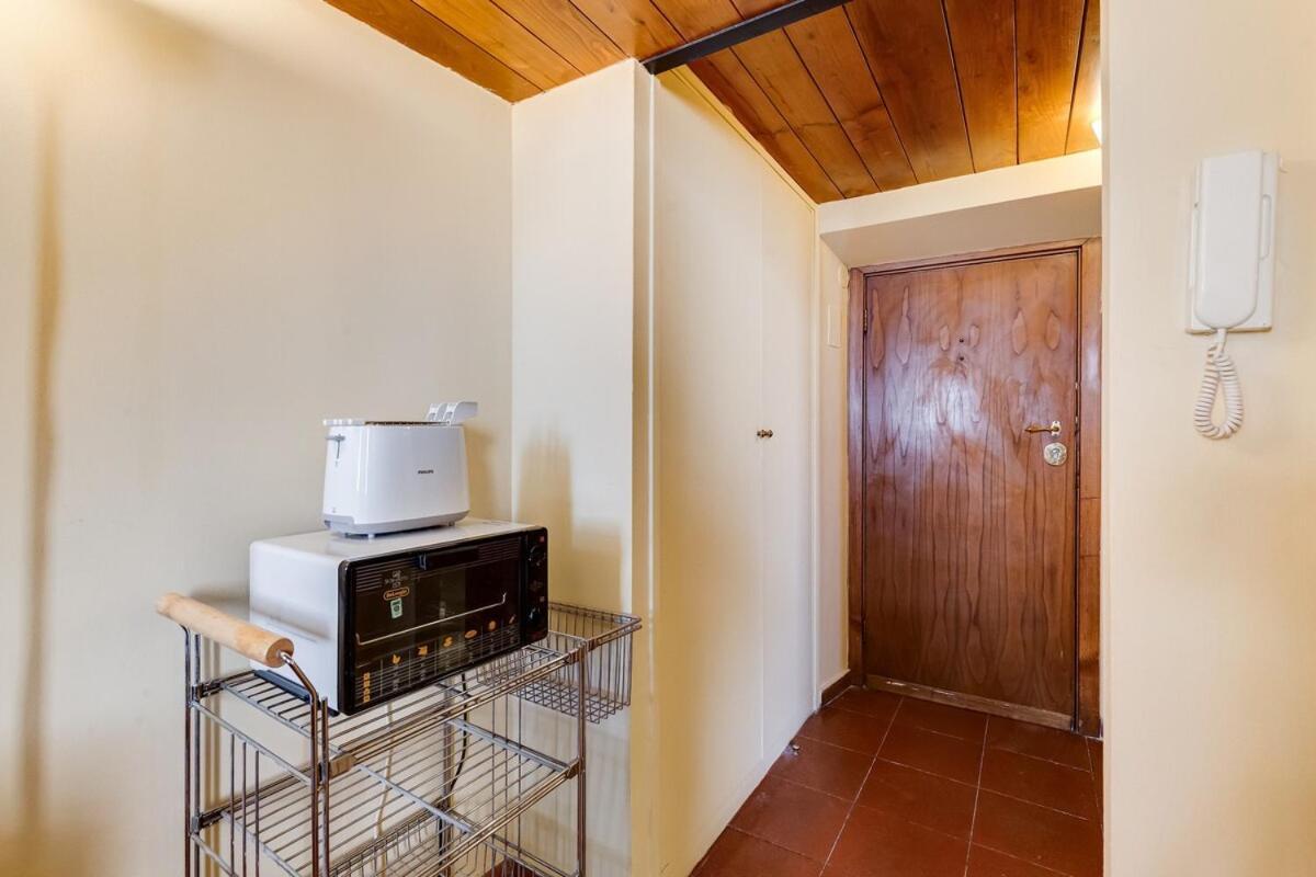 Beautiful Near Piazza Navona Apartment Rome