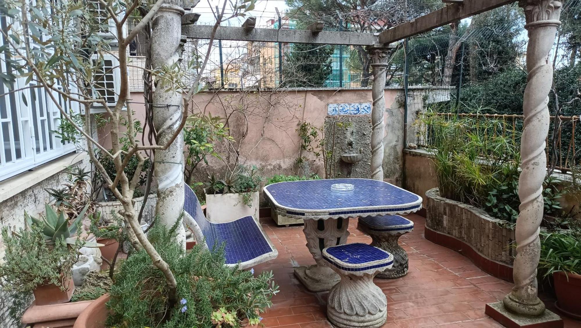 Apartment Vatican Treasure Garden