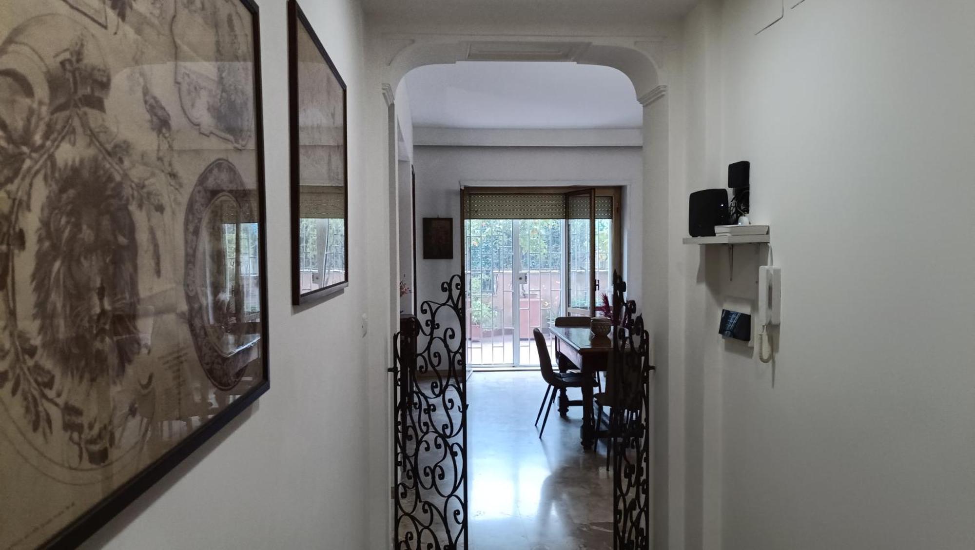 Vatican Treasure Garden Apartment *