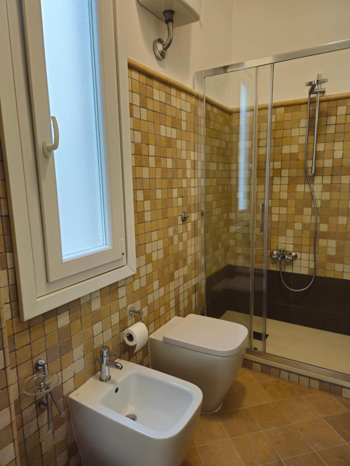 Casakico Elegante 2-bdr Metro 10 Min Colosseo Apartment Rome