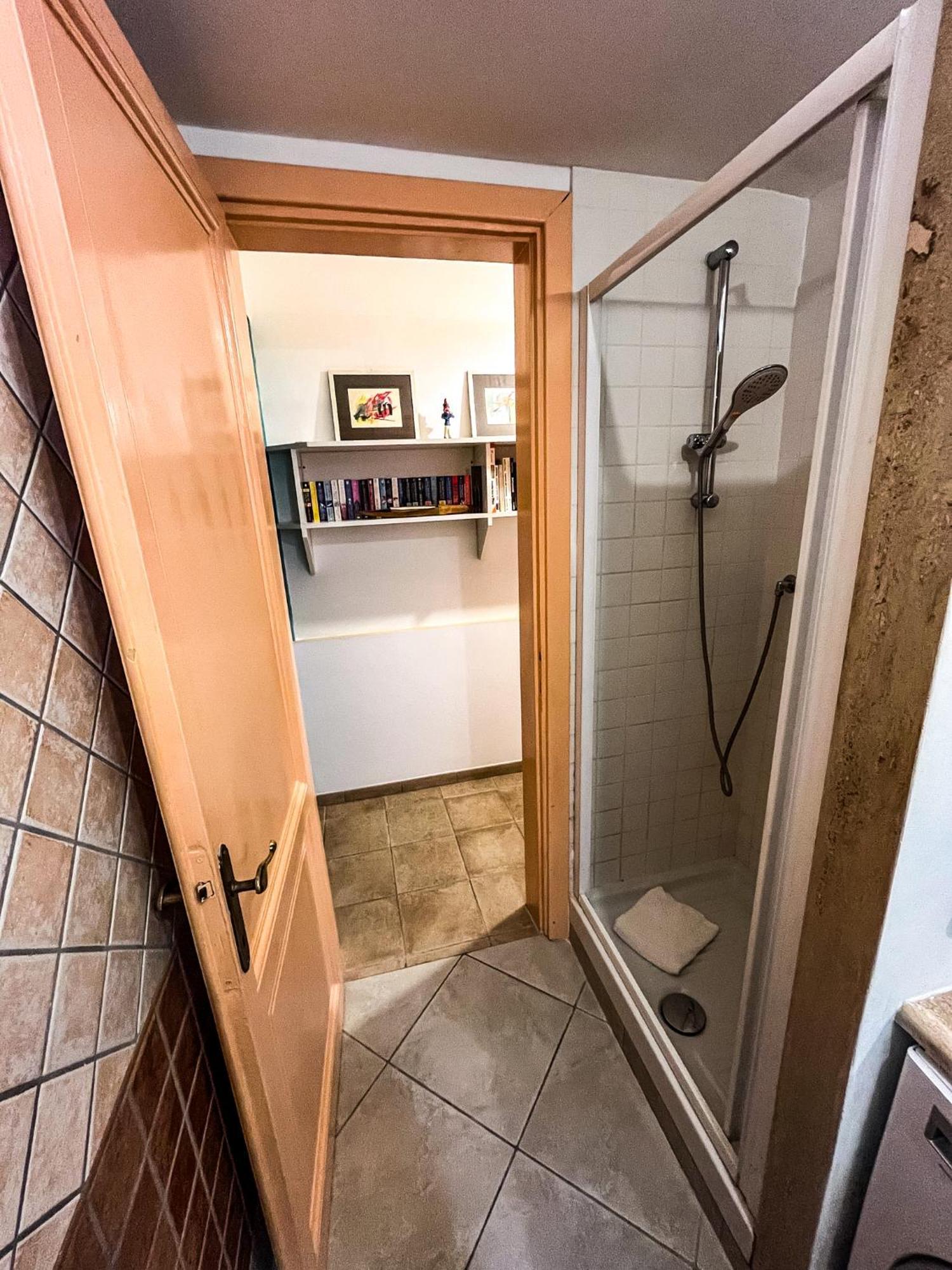 Domus Vaticanae Apartment Rome