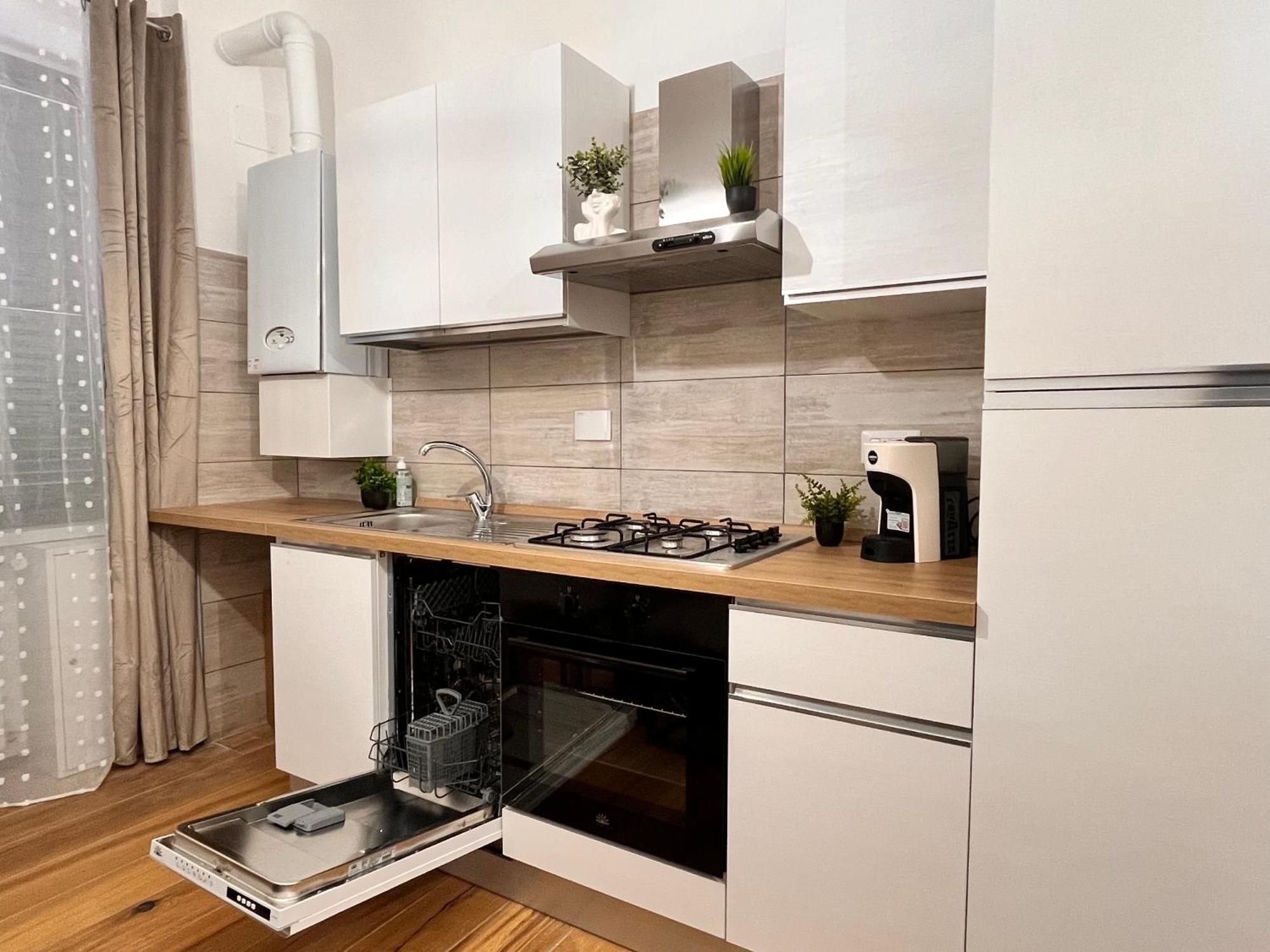 Apartment Centocelle I - Cozy Design Wi-fi & Ac Rome