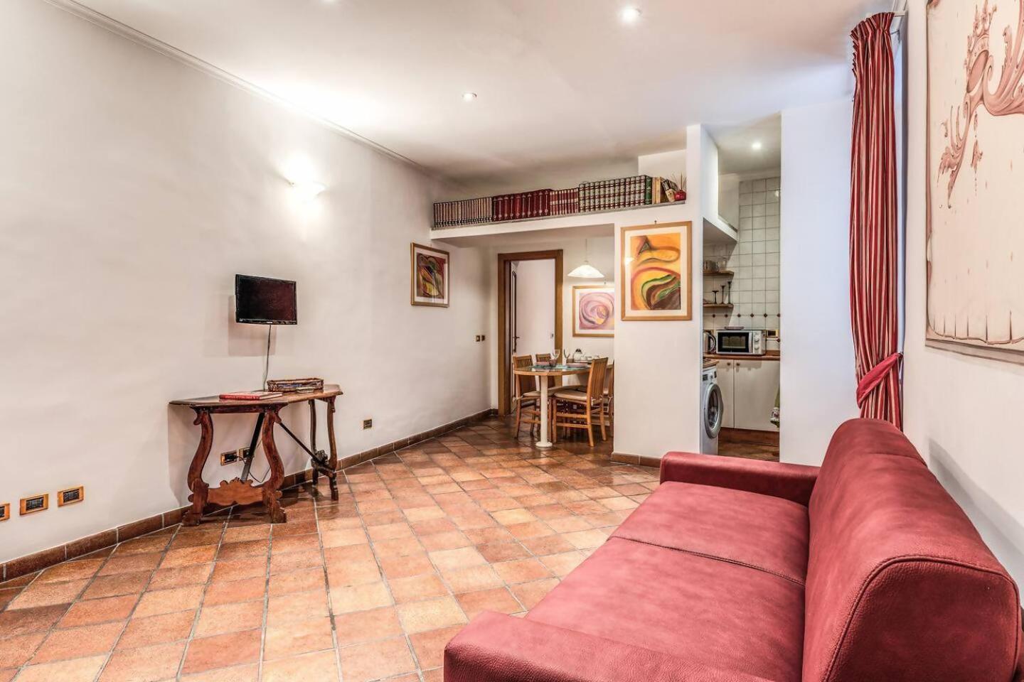 Cozy Flat In Trevi Fountain Apartment Rome