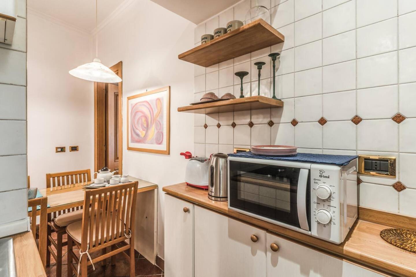 Cozy Flat In Trevi Fountain * Rome