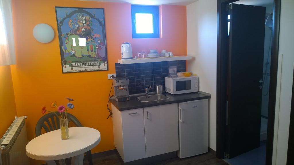 Almi Bed & Breakfast Rome