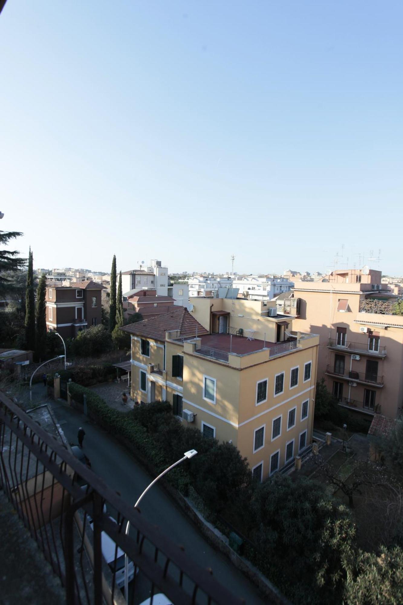 Apartment In Punta Di Piedi Rome