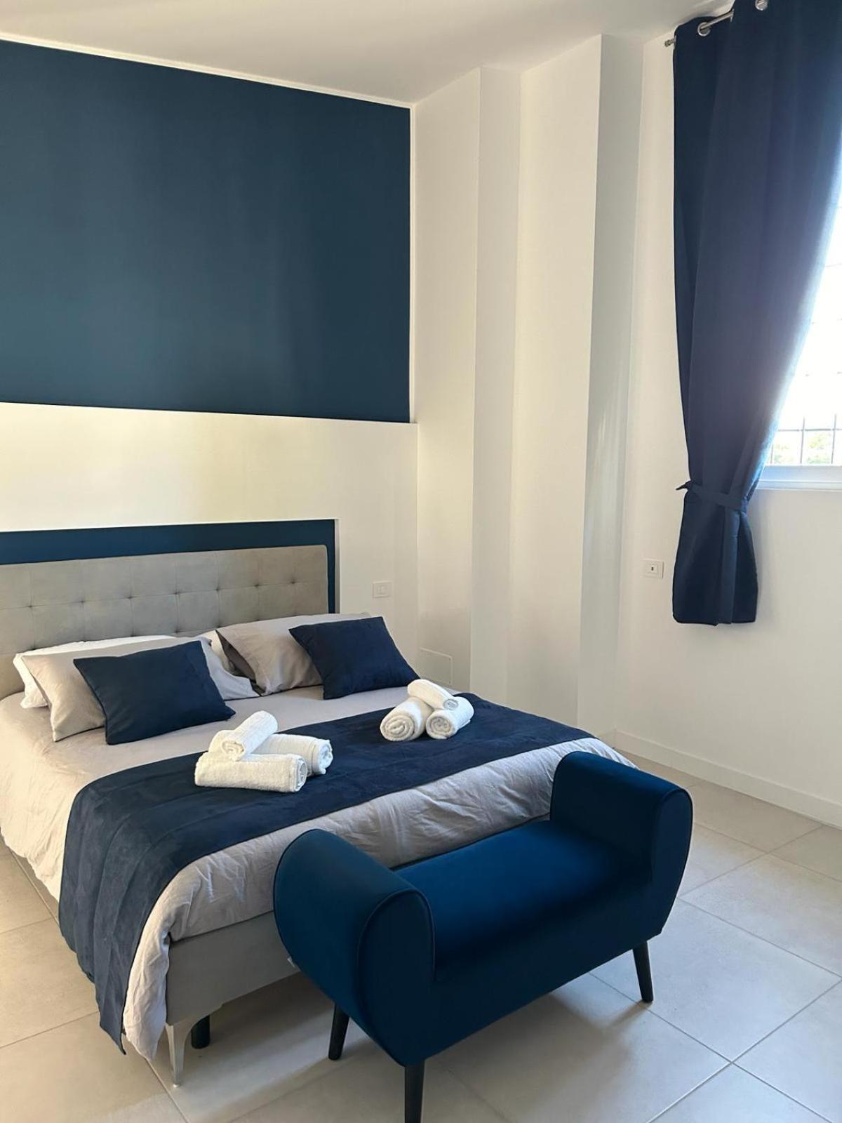 Lemon Apartment *