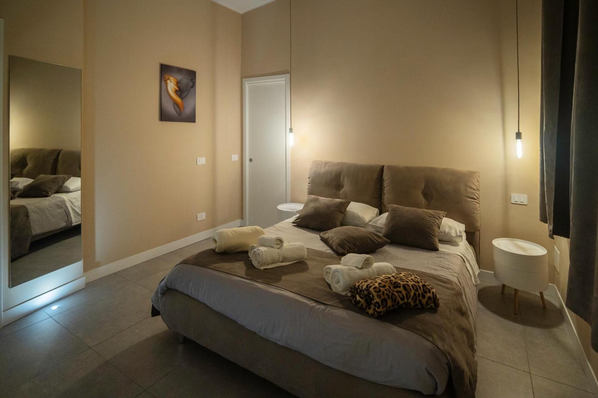 Lemon Apartment *