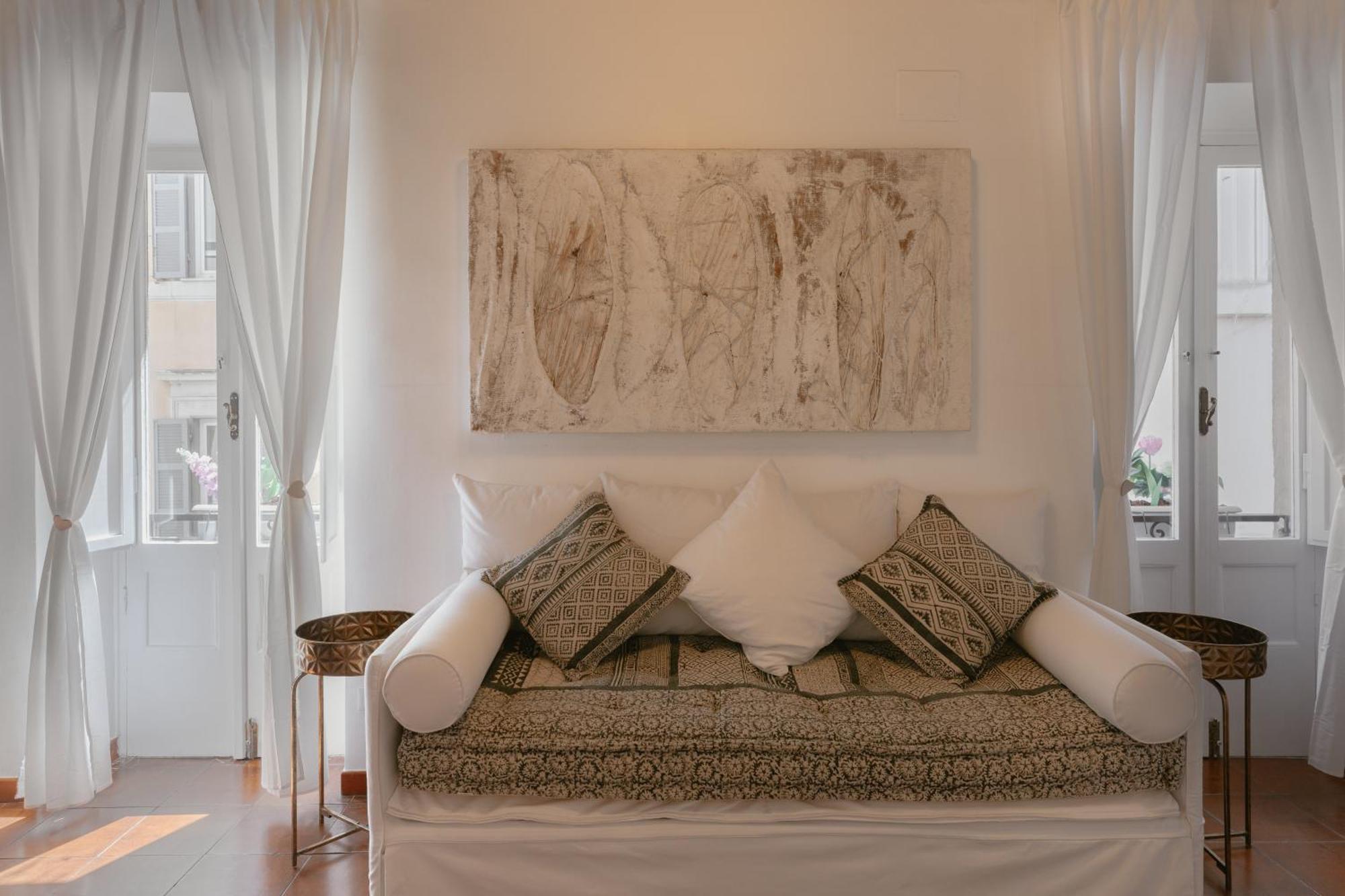 Piazza Navona Historic Luxury Rome