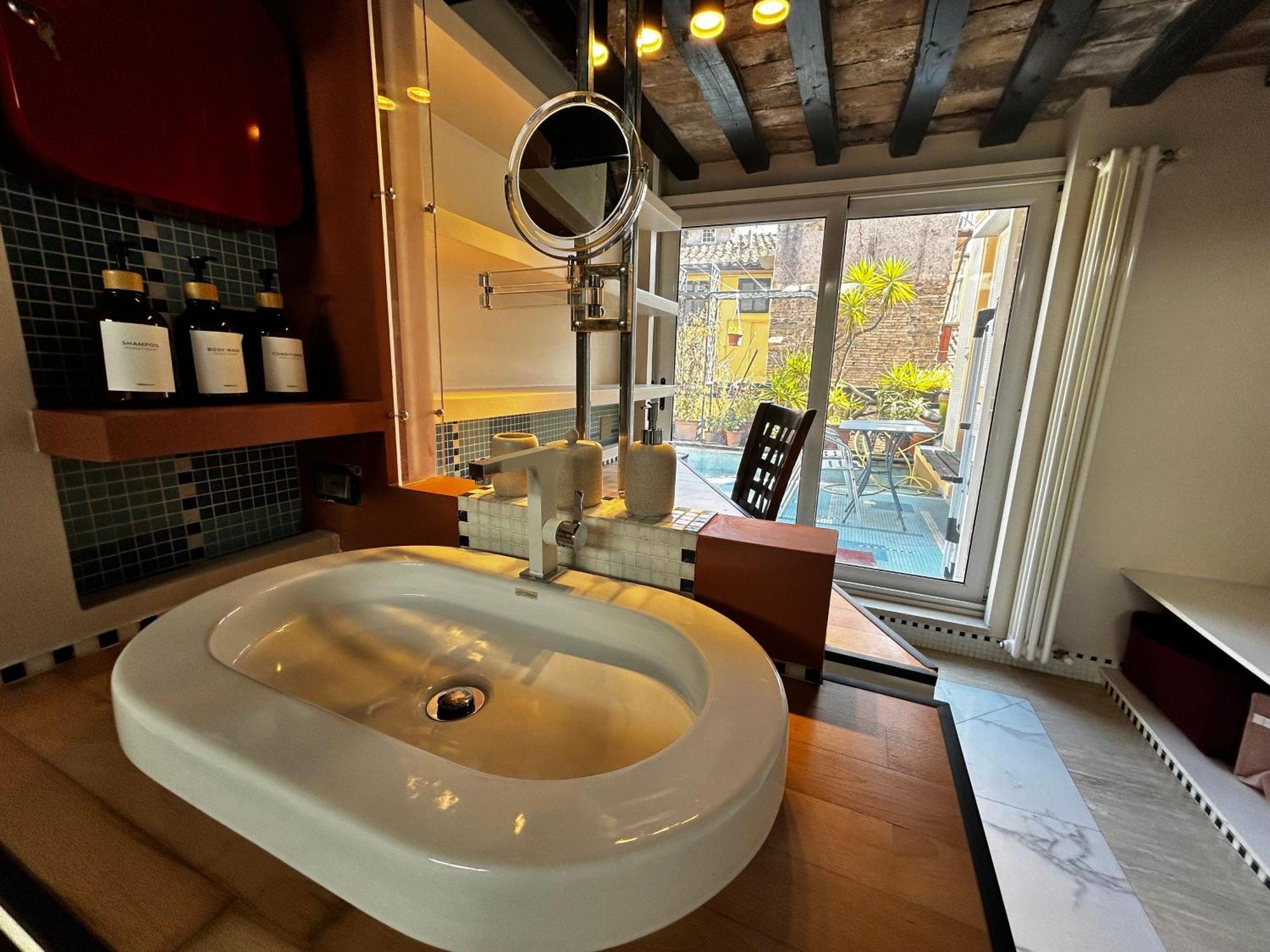 Altiora - Luxury Loft In Trastevere, Rome