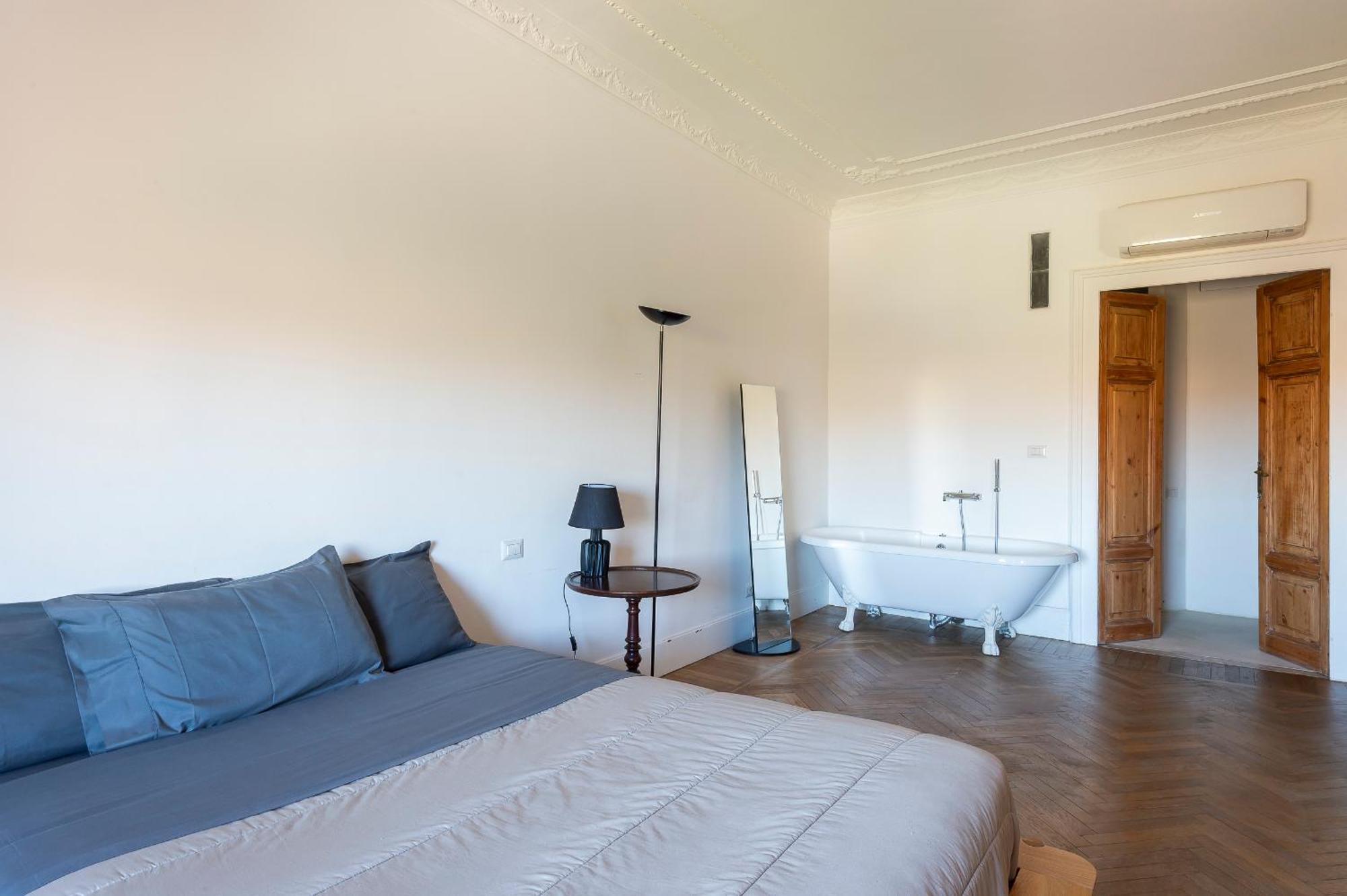 Vittorio Luxury Panoramic Apartment Rome