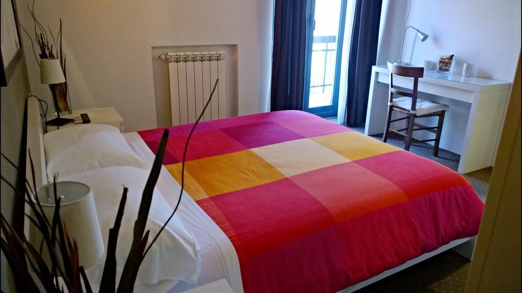 Almi Bed & Breakfast Rome