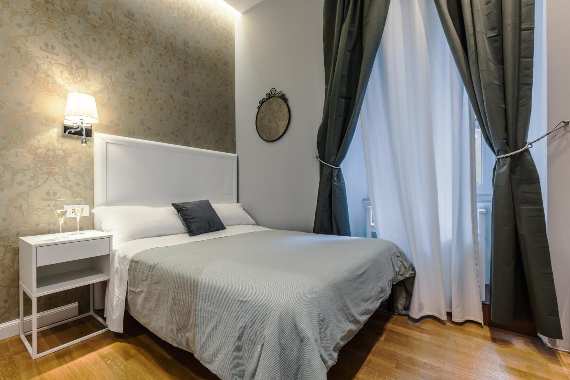 Bed And Rome